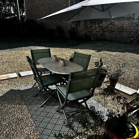 Charmant T2 Atypique Proche Du Centre-Ville Miramas Dış mekan fotoğraf